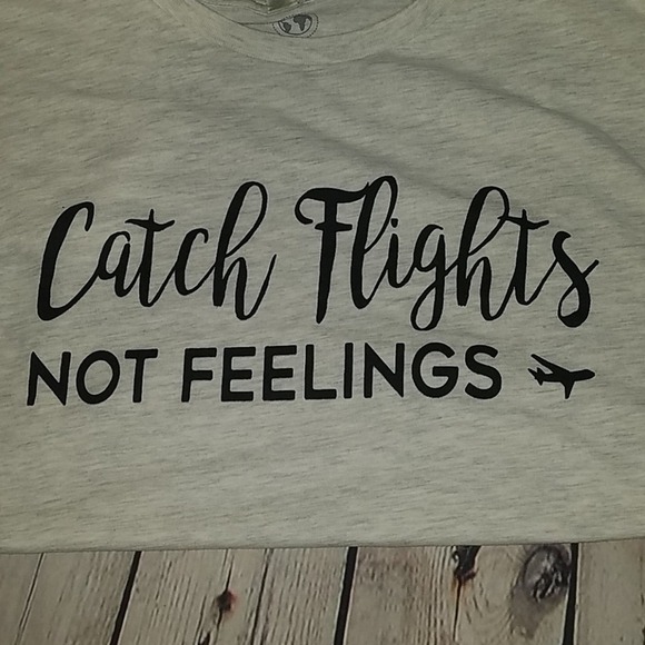 NWOT XL CATCH flights not FEELINGS tshirt - Picture 3 of 4